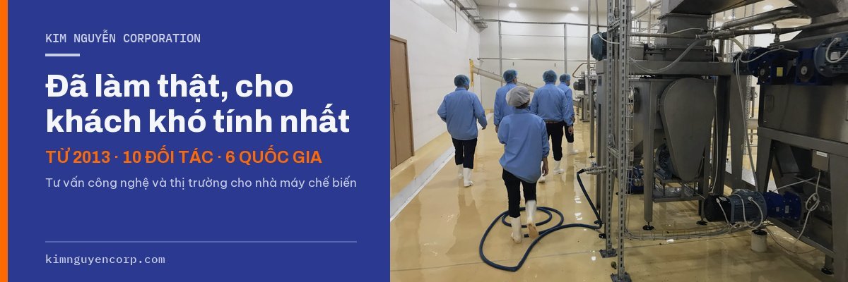 Kỹ sư khảo sát dây chuyền tại nhà máy — Kim Nguyễn tư vấn công nghệ và thị trường từ 2013